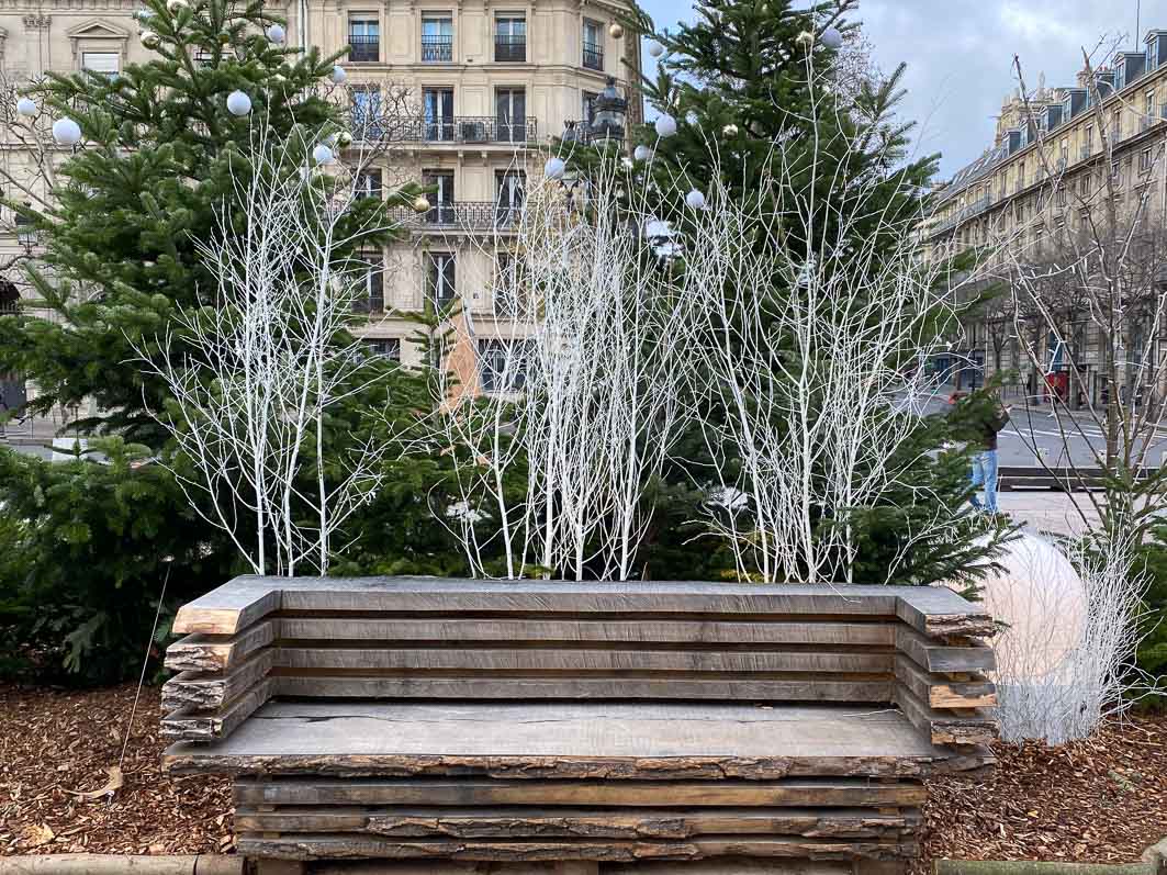 "Paris, enchantée", décorations de Noël sur l'esplanade de l'Hôtel de Ville, Paris 4e (75)