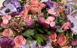 Bouquet d'oeillets, roses, hellébores et clématites, FranceAgriMer, Salon International de l'Agriculture, Paris 15e (75)