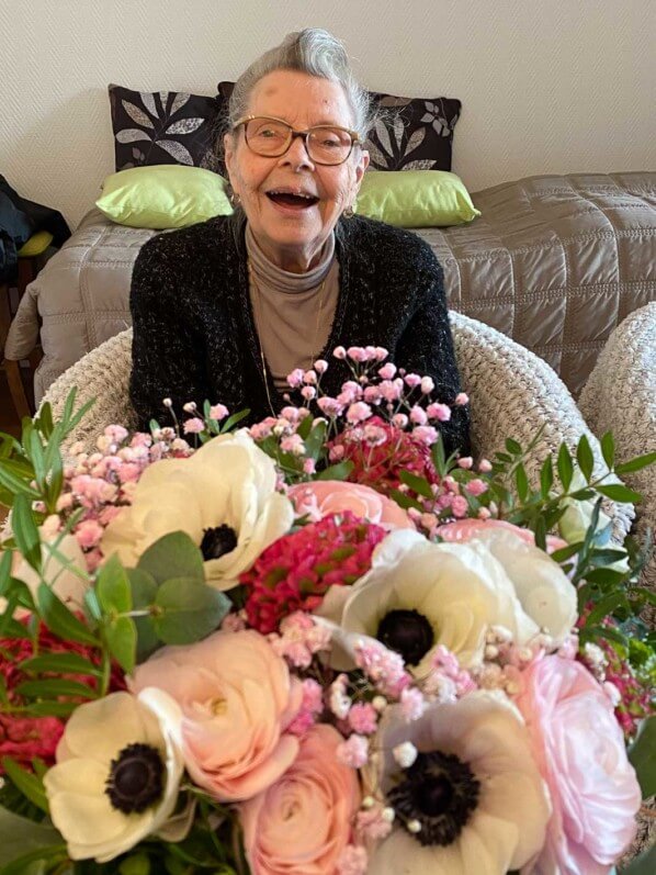 Eveline Delavie le jour de ses 90 ans, Paris 12e (75)