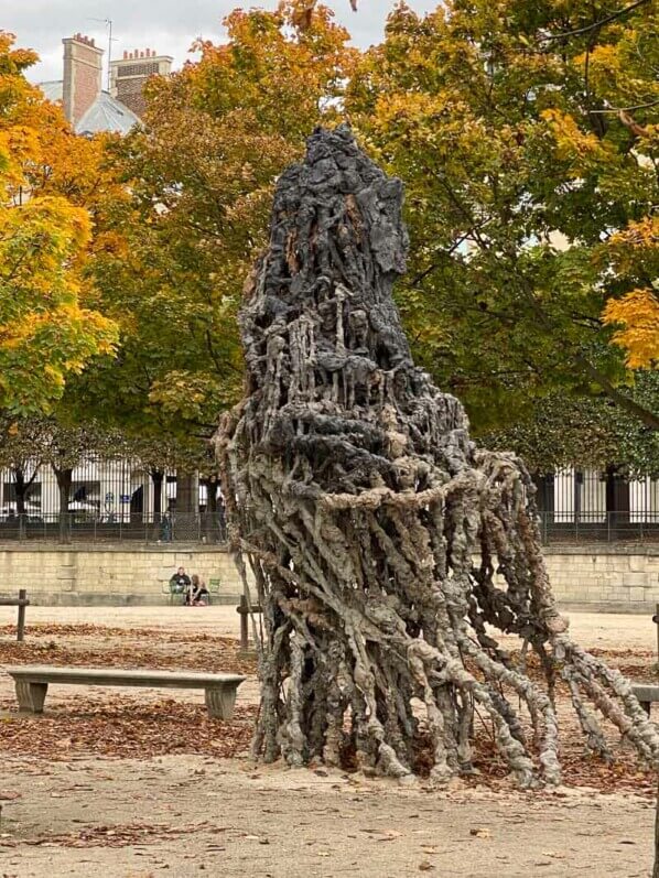 Lionel Sabatté, Chouette Chevêche des Tuileries, FIAC hors les murs, en automne dans le jardin des Tuilerie, Paris 1er (75)