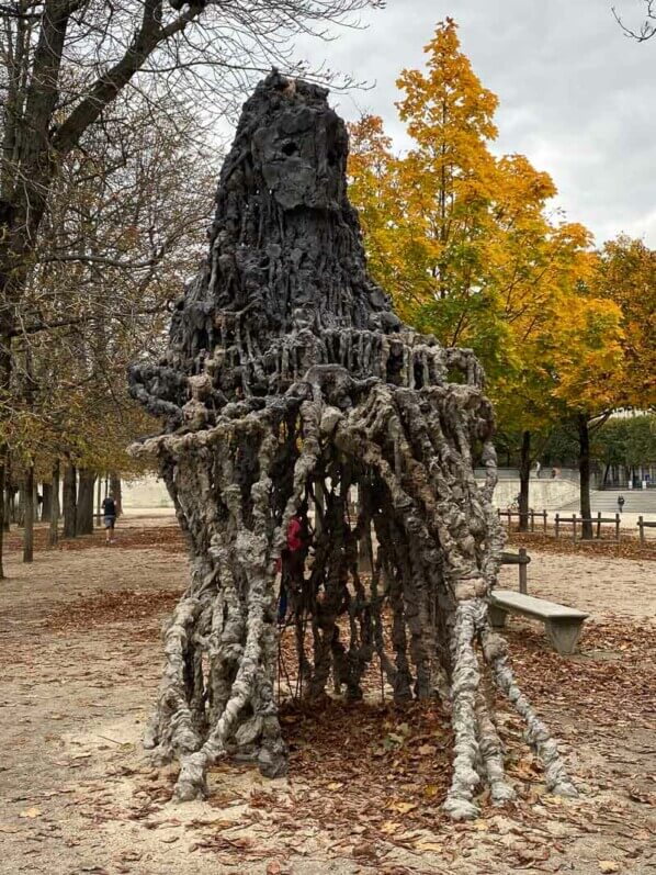 Lionel Sabatté, Chouette Chevêche des Tuileries, FIAC hors les murs, en automne dans le jardin des Tuilerie, Paris 1er (75)