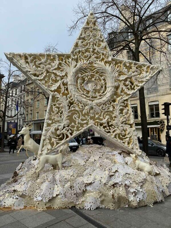 Décorations de Noël, place Maurice Barrès, Paris 1er (75)