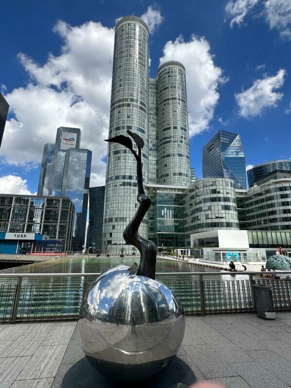 Point Growth, Lim Dong-Lak, Esplanade de la Défense