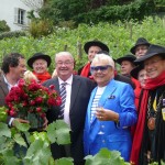 Jean-Paul Reynoird, Daniel Vaillant, Michou et Jean-Marc Tarrit au baptême de la rose République de Montmartre, Clos Montmartre, Paris 18e (75)